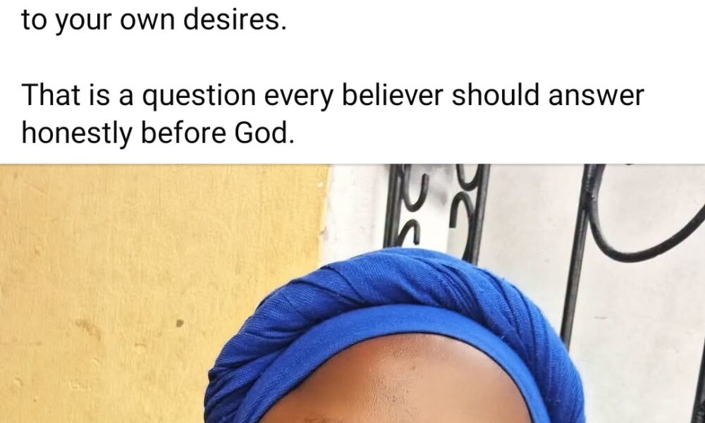 1000963616 1784376438