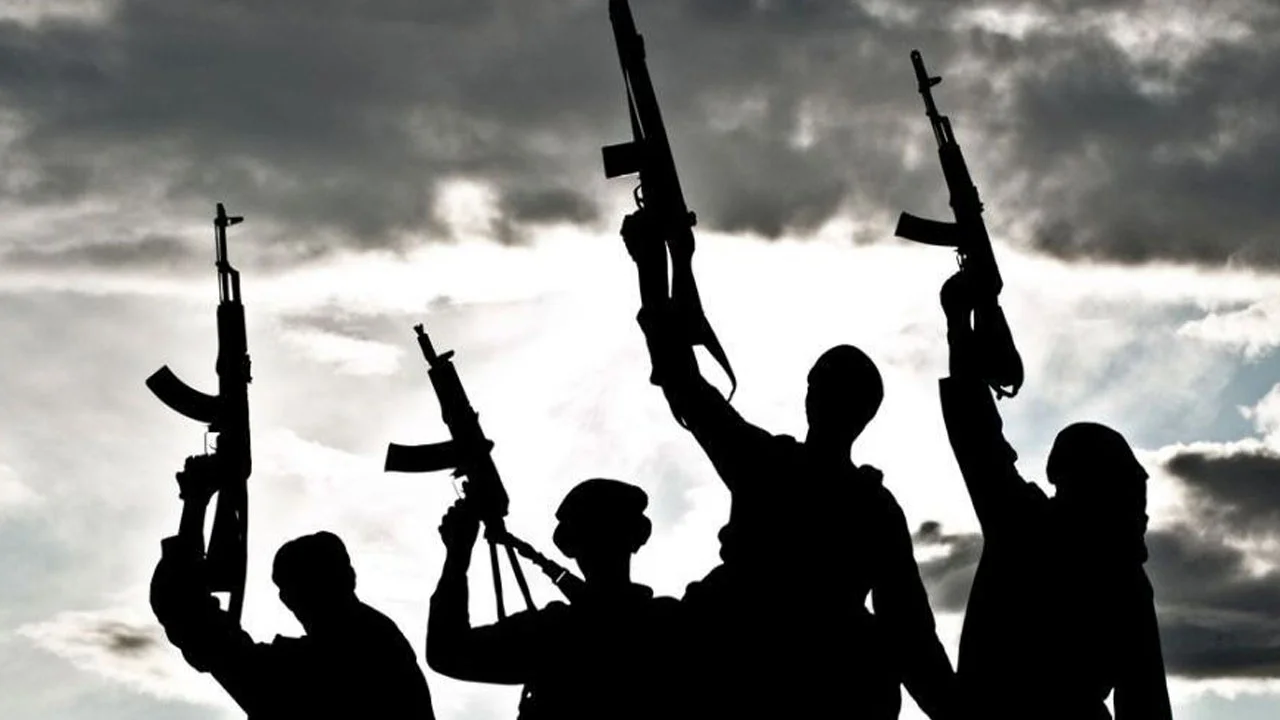 1784724611 Unknown Gunmen