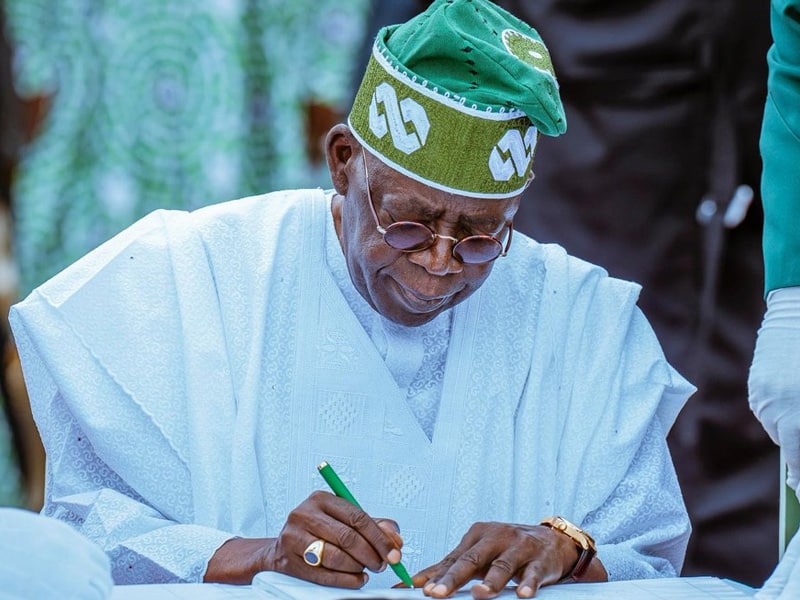 1784979053 Bola Tinubu Sign