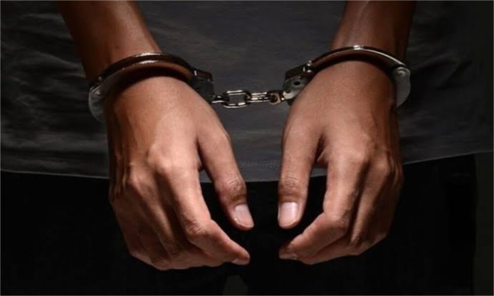 1785186614 arrest