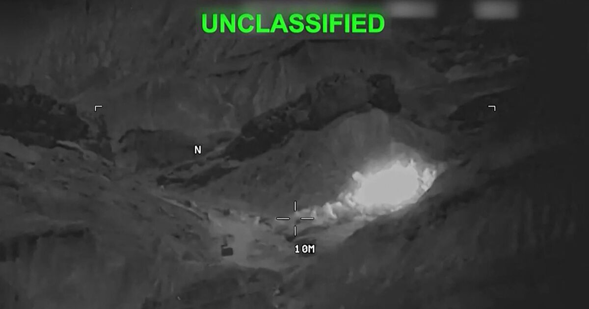 7050167
