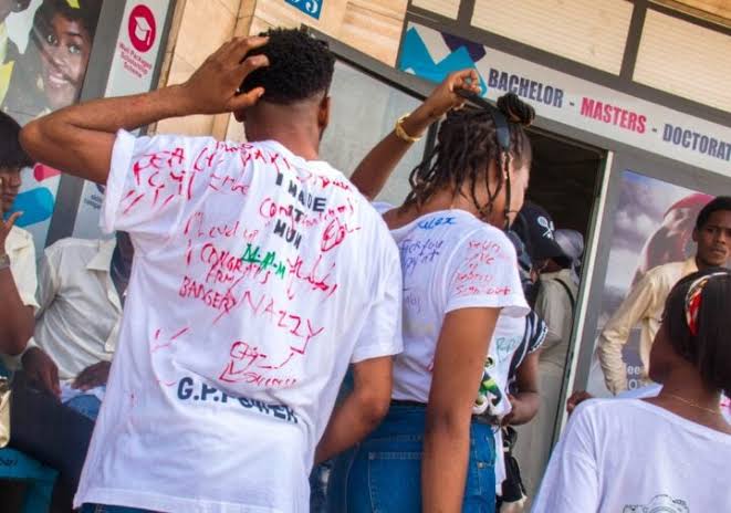 Final Year Students celebrating their Signout