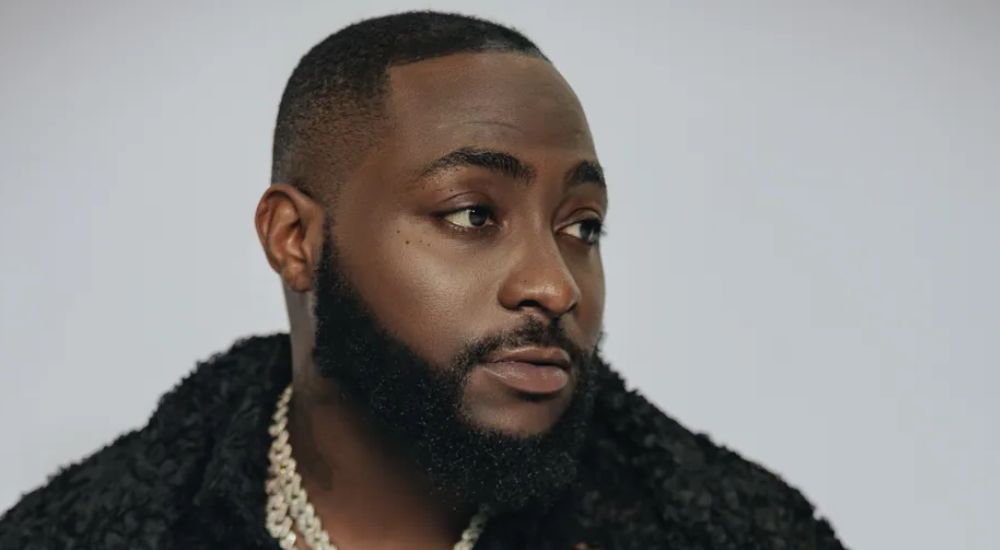 1786117832 Davido