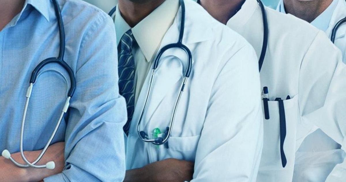 1786982441 doctors2