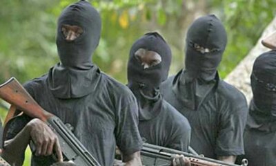 1787724621 Gunmen1 1