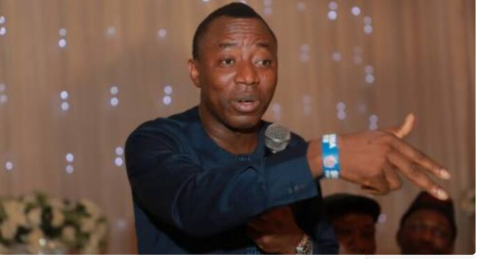 1787827824 sowore2