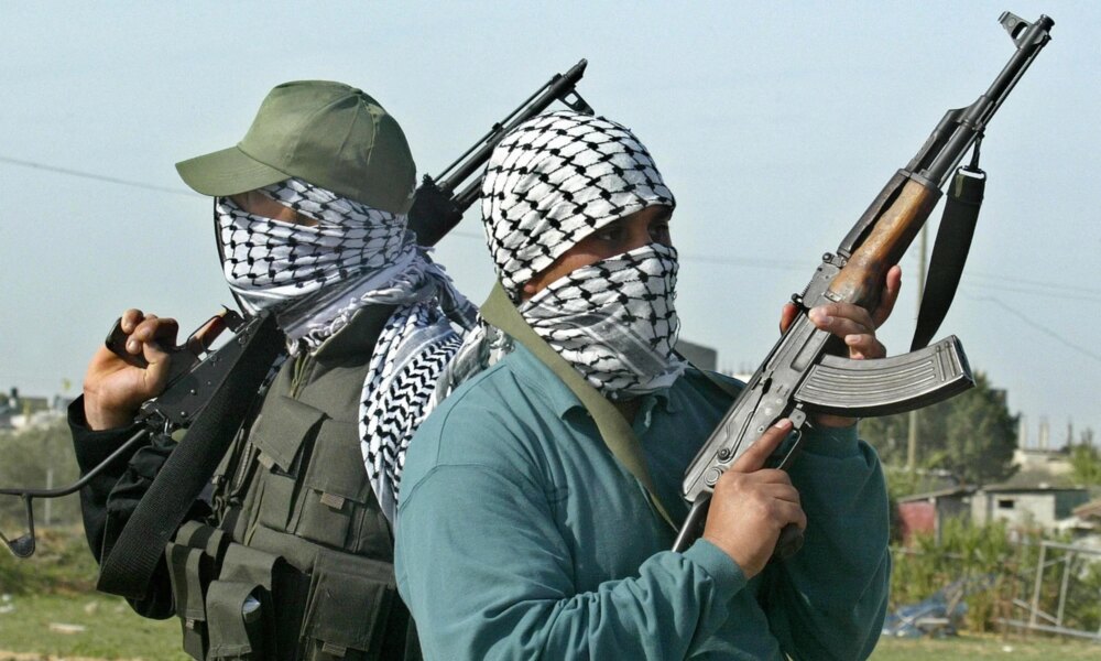 1788075626 gunmen e1424907990566 1