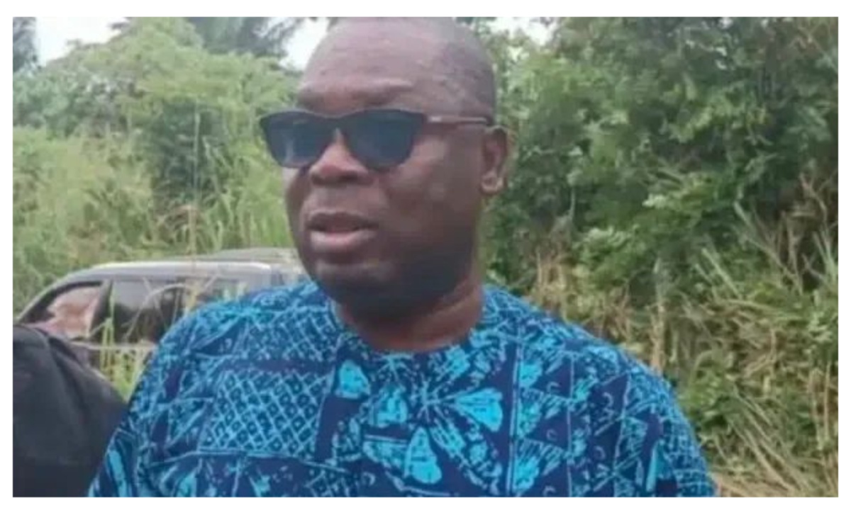 Lawmaker escapes death