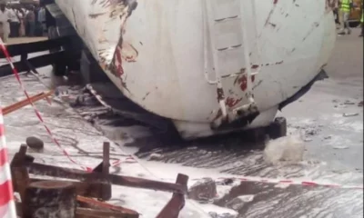 Nigerians scoop fuel as tanker spills content on Lagos Ibadan Expressway
