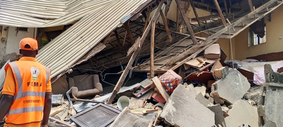 collapsed building in Abuja