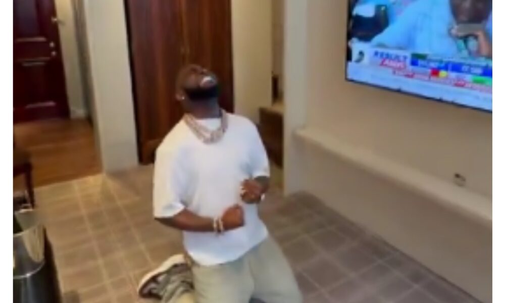 davido celebrates
