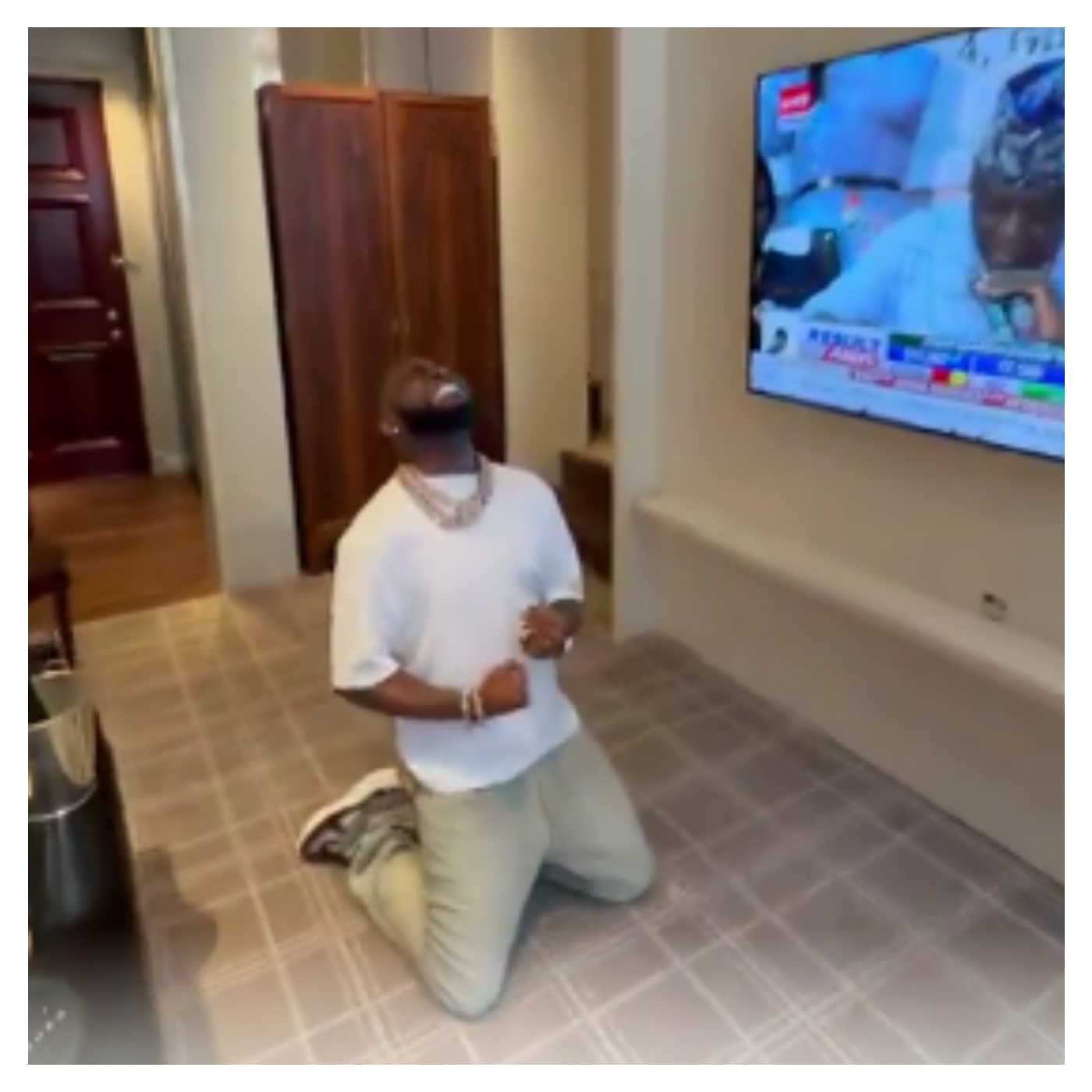 davido celebrates