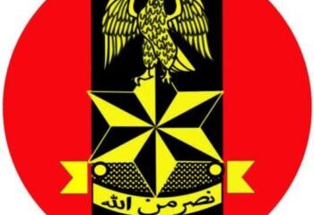 dhq army logo 1