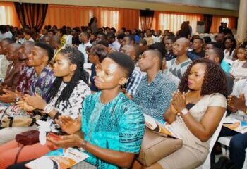 gathering of nigerian youth young 350x250 1