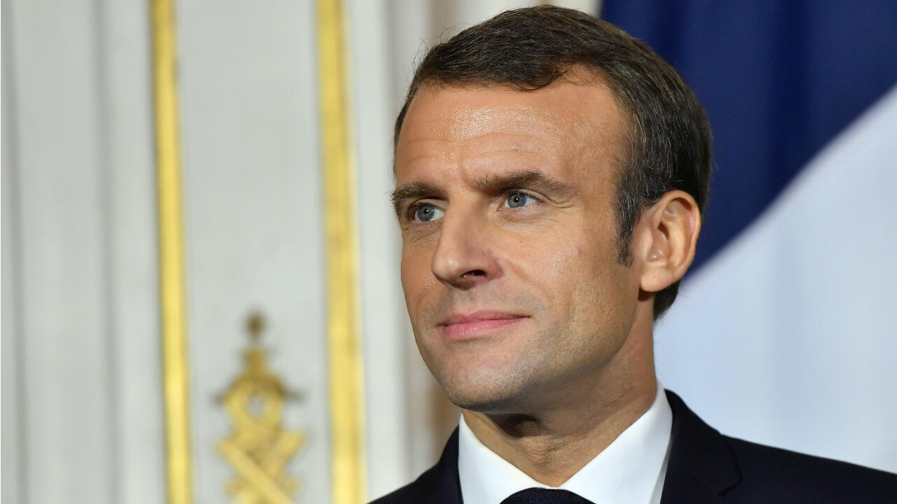 macron 1902 1786730767