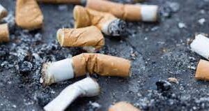 smoke cigarettes 1