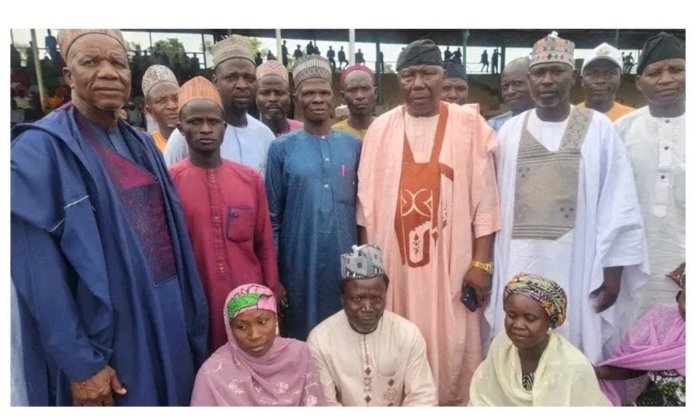 1790753429 1002324183