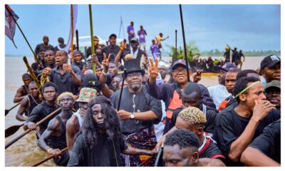Moment20Peter20Obi2C20Dickson20storm20Bayelsa20creeks20in20boat